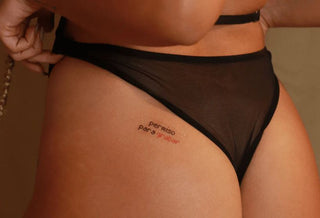 TATUAJE TEMPORAL EROTICO * PERMISO PARA GRABAR  *